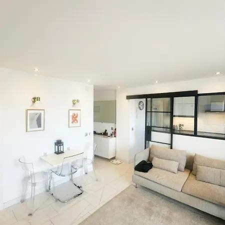 Beautiful 3 Bed Ibensa Sea Views Appartement *